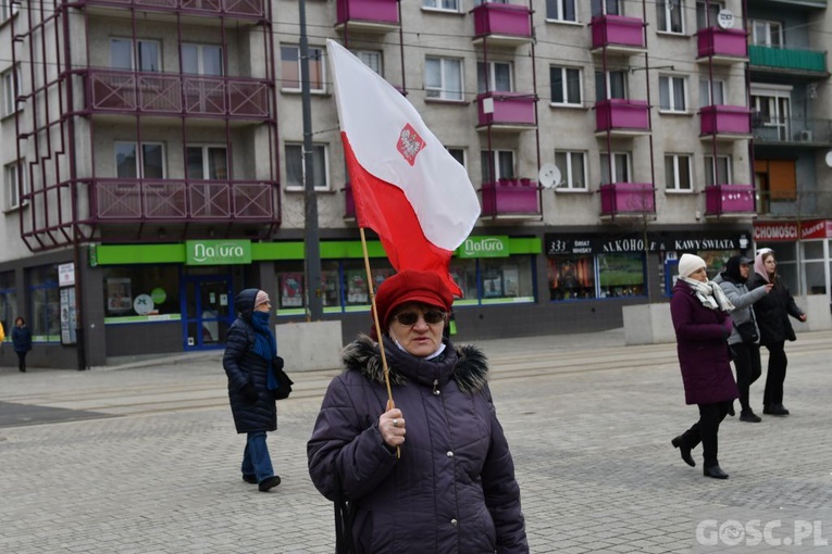 Modlitwa o pokój przy katedrze