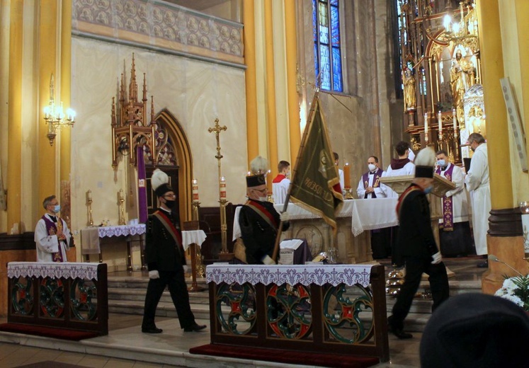 Relikwie św. Matki Teresy w miechowickiej parafii