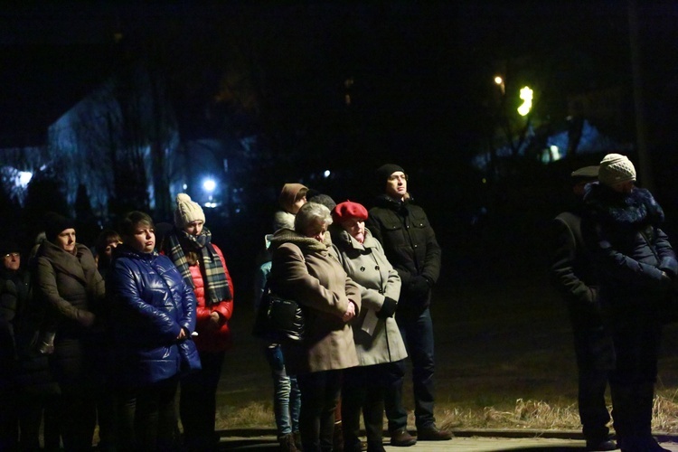 Droga Krzyżowa w Jodłowej