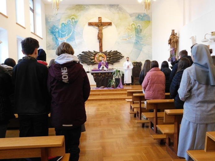 Pieszyce. ​Spotkanie młodych "WIARYgodnej"