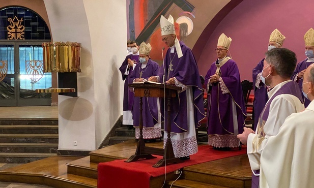 Katowice. Msza imieninowa w intencji abp. Adriana Galbasa