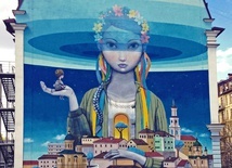 Kijów: Multimedialne fontanny grają hymn państwowy 