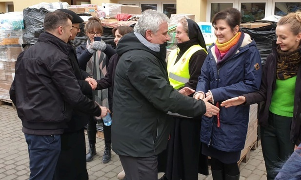 Jałmużnik papieski w Lublinie: Możemy tę wojnę zatrzymać modlitwą