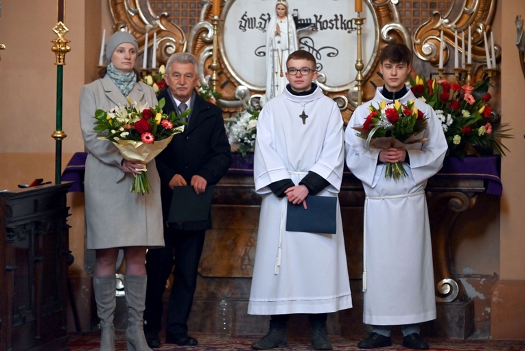 Wprowadzenie ks. Wojciecha Zmysłowskiego na urząd proboszcza