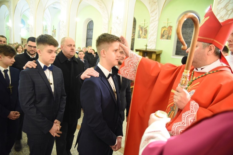 Bierzmowanie w Kamienicy