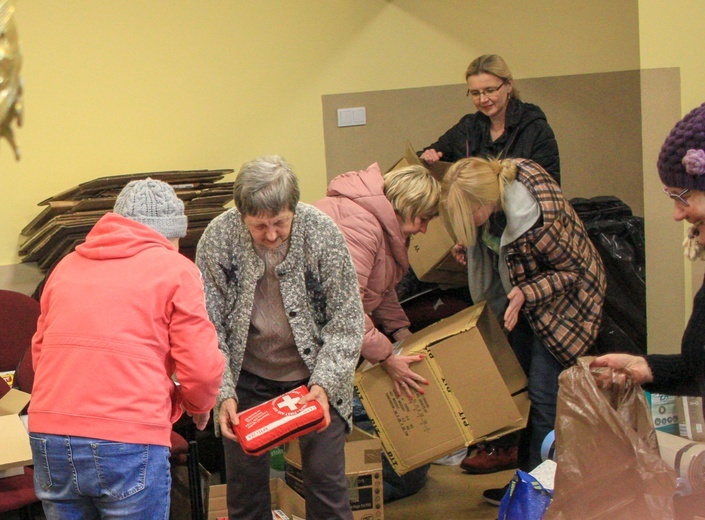 Parafia oblatów organizuje transport do placówek oblackich na Ukrainie