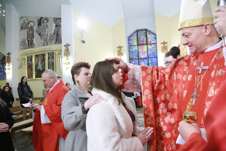 Bierzmowanie w Siedliskach Bobowskich