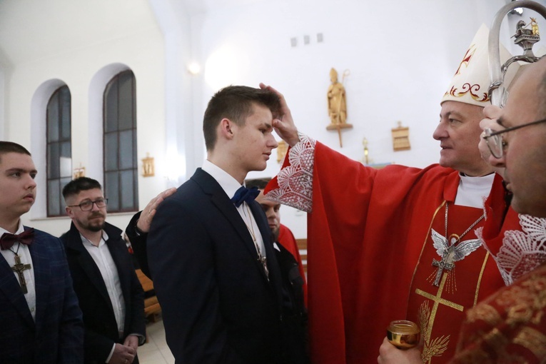 Bierzmowanie w Wojnarowej