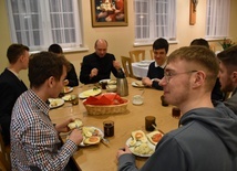 Młodzi odwiedzają Gdańskie Seminarium Duchowne