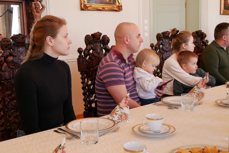 Spotkanie z uchodźcami u sióstr brygidek