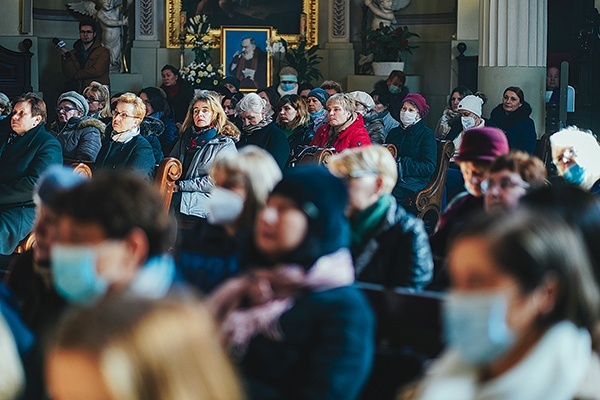 Większość czasu uczestniczki DDK spędziły w świątyni.