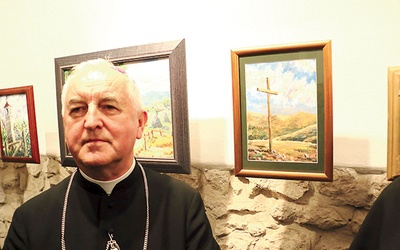 ▲	Duchowny był krakowskim biskupem pomocniczym  od 1988 roku.