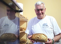 Na plebanii u ks. Krzysztofa Kaufa od dwóch lat pachnie świeżym pieczywem.