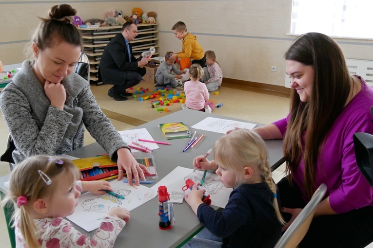 Otwarcie świetlicy Caritas dla dzieci z Ukrainy