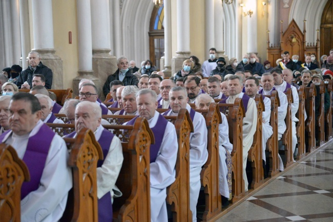 Pogrzeb śp. bp. Adama Odzimka