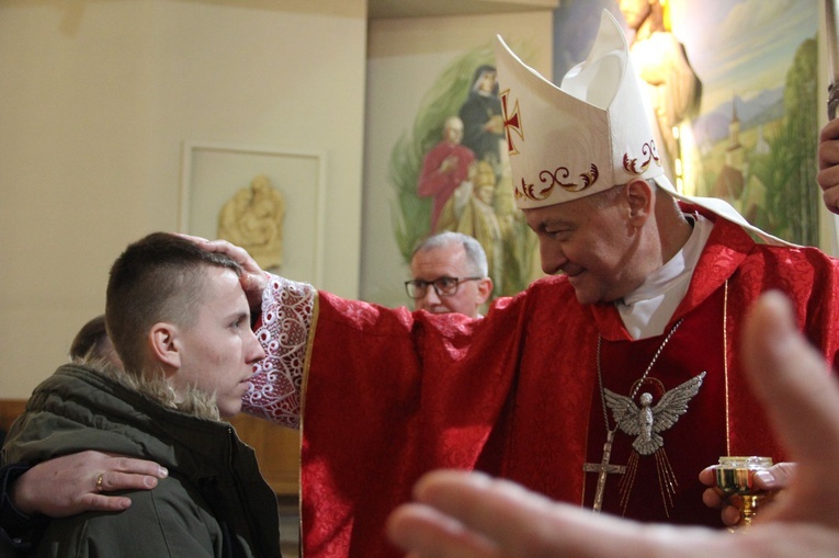 Bierzmowanie w parafii pw. Trójcy Przenajświętszej w Mielcu 2022