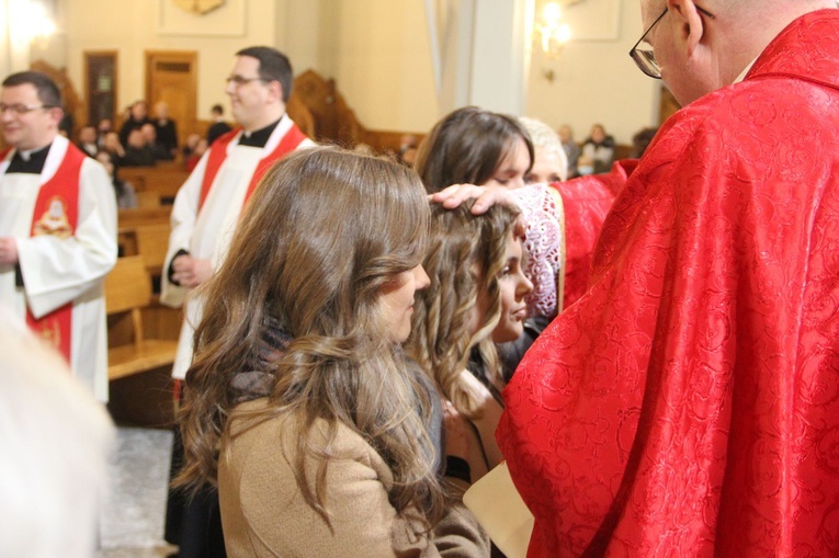 Bierzmowanie w parafii pw. Trójcy Przenajświętszej w Mielcu 2022