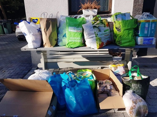Fundacja "Krzyż Dziecka" z Pisarzowic i gmina Wilamowice pomagają Ukrainie