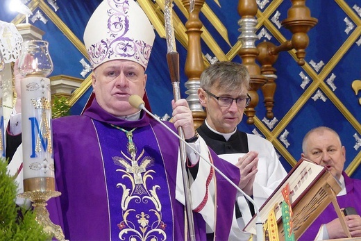 Erygowanie drogi krzyżowej na Zasolu Bielańskim