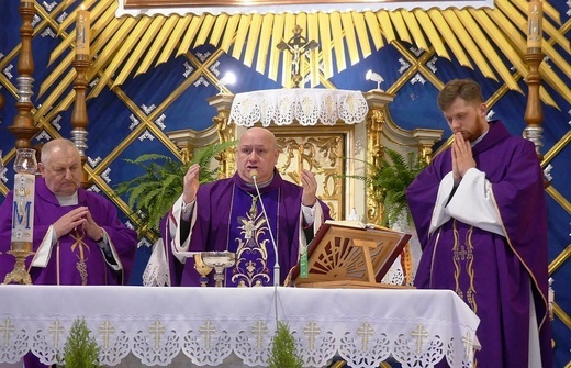 Erygowanie drogi krzyżowej na Zasolu Bielańskim