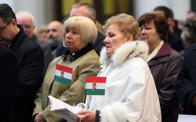 Świętujmy z Węgrami i pomagajmy Ukrainie
