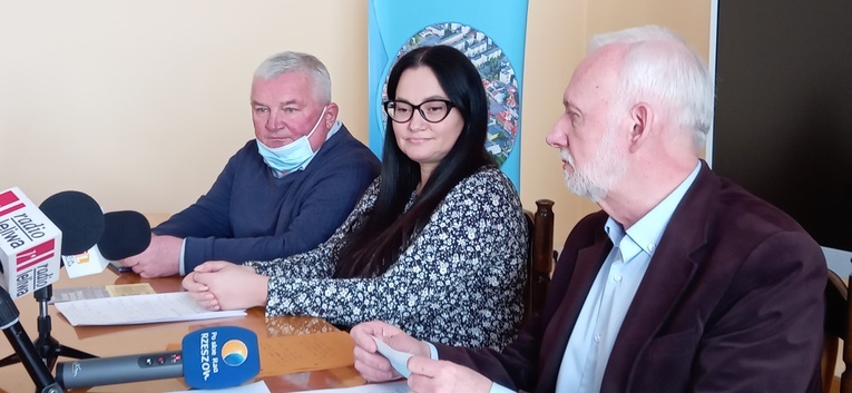 Tarnobrzeg. Była wicemer pomaga uchodźcom. Тарнобжег. Колишня заступниця міського голови допомагає біженцям. 