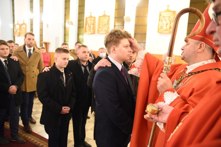 Bierzmowanie w Biskupicach Radłowskich