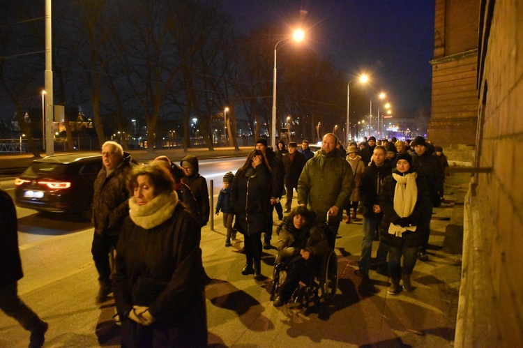 Uliczna Droga Krzyżowa w Gdańsku