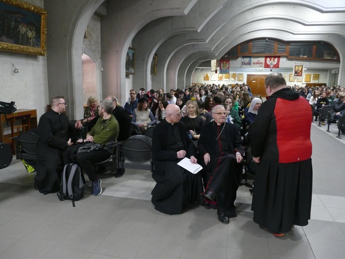 XVIII Pielgrzymka Maturzystów Diecezji Świdnickiej na Jasną Górę - cz. 02