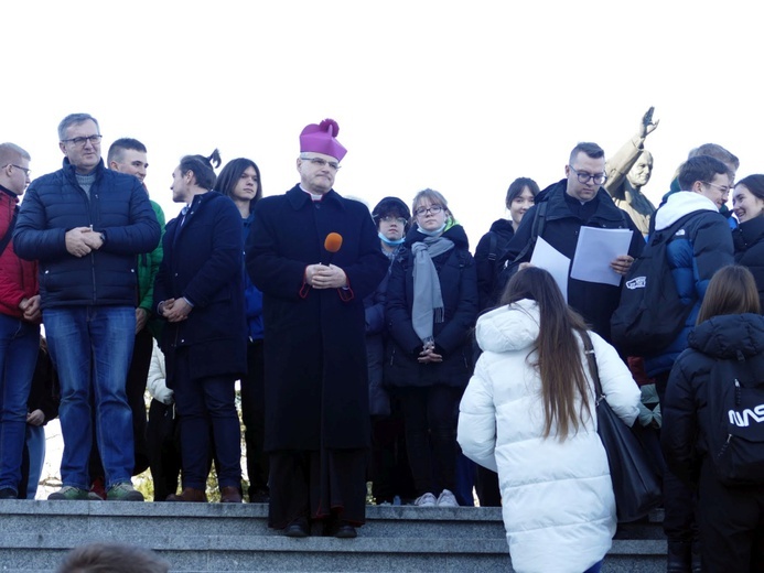 XVIII Pielgrzymka Maturzystów Diecezji Świdnickiej na Jasną Górę - cz. 01