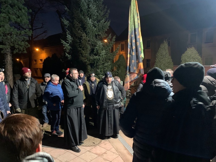 Procesja pokutna na Górę Wszystkich Świętych