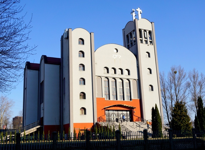 Inauguracja organów u zmartwychwstańców 