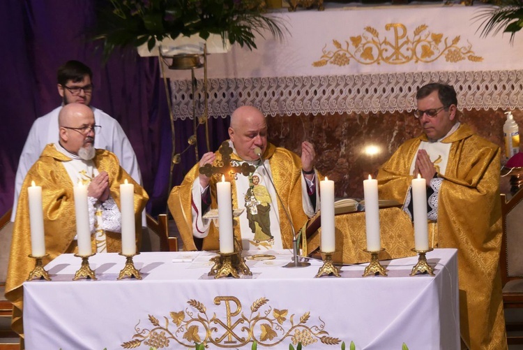 Bierzmowanie w dniu odpustu ku czci św. Józefa na Złotych Łanach