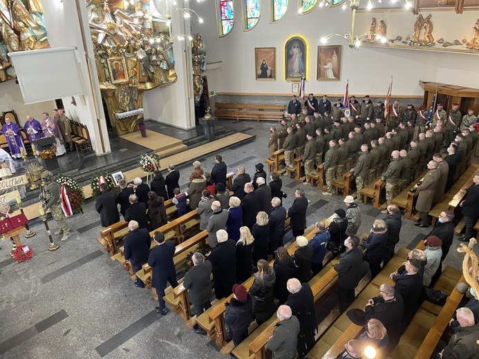 Pogrzeb ostatniego Cichociemnego - płk. A. Tarnawskiego w Bielsku-Białej