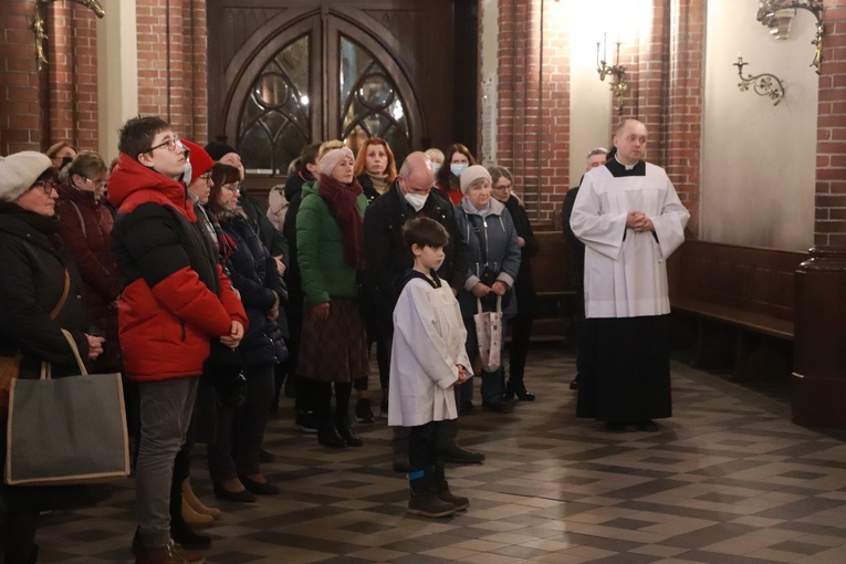 Droga krzyżowa z ŁPPM - grupa czerwona i pomarańczowa