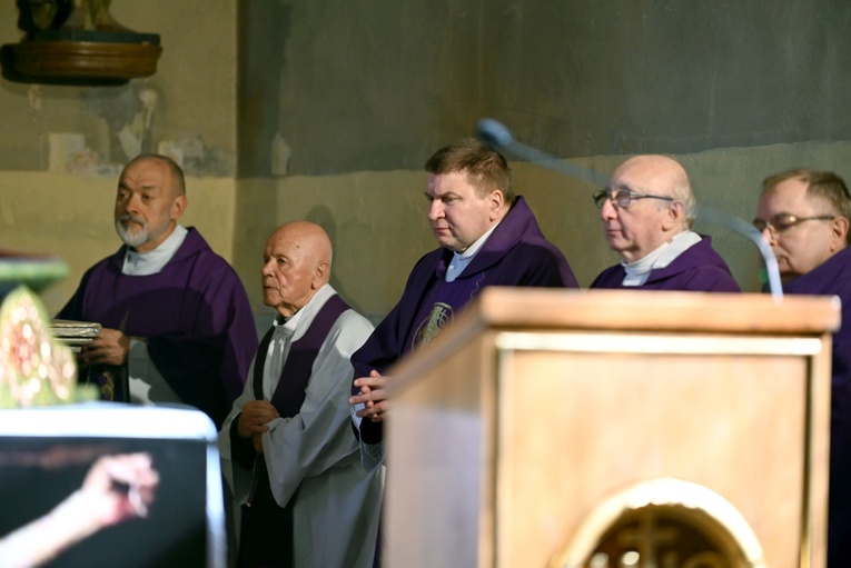 Pożegnanie Józefa Droździaka, wieloletniego organisty