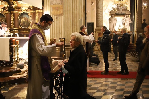 Wielkopostne kościoły stacyjne - kolegiata św. Anny