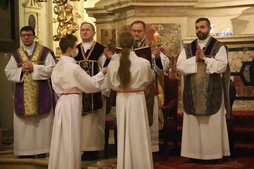 Wielkopostne kościoły stacyjne - kolegiata św. Anny