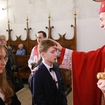 Nowy Sącz. Bierzmowanie w bazylice cz. 1