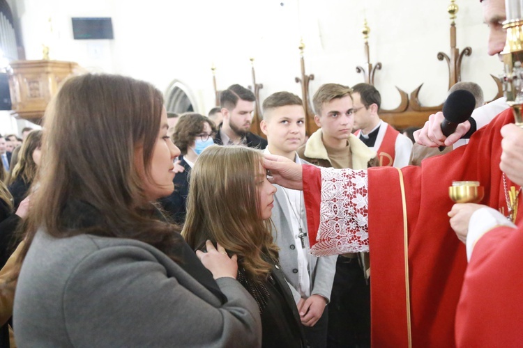 Nowy Sącz. Bierzmowanie w bazylice cz.2