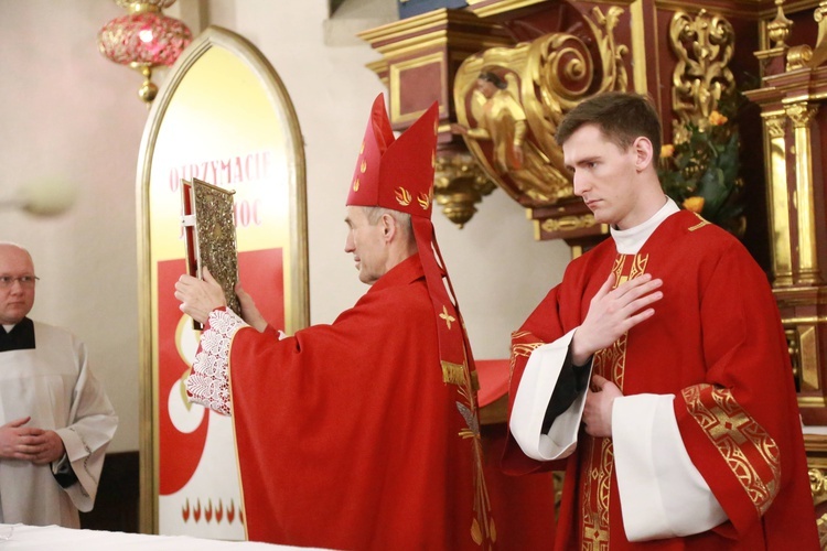 Nowy Sącz. Bierzmowanie w bazylice cz.2