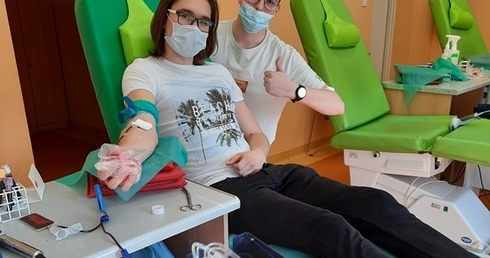 W tej szkole liczy się krew