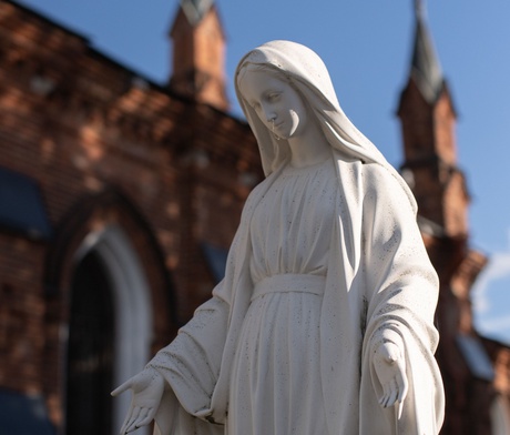 Ukraina: Pomimo wojny katolicy wezmą udział w poświęceniu Niepokalanemu Sercu Maryi Ukrainy i Rosji 