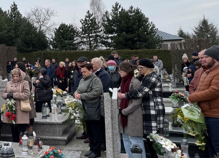 Ostatnie pożegnanie Renaty Ślosarczyk z Bestwinki