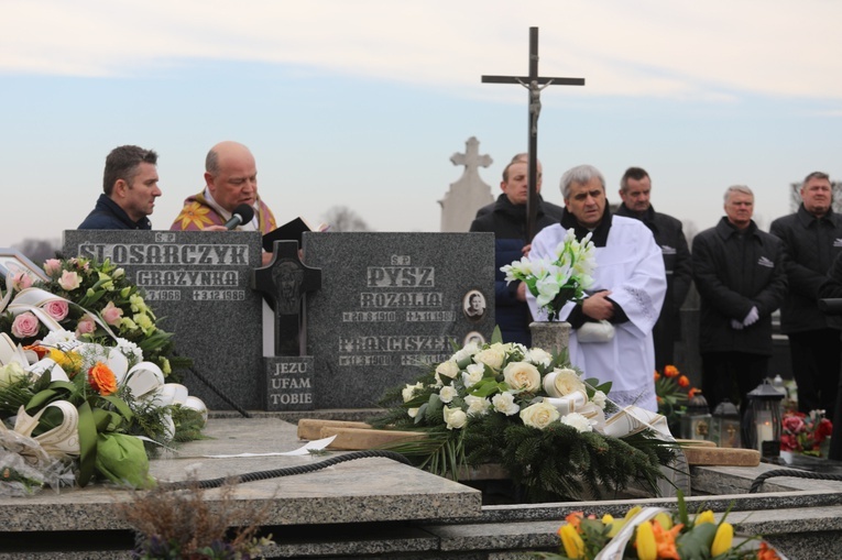 Ostatnie pożegnanie Renaty Ślosarczyk z Bestwinki
