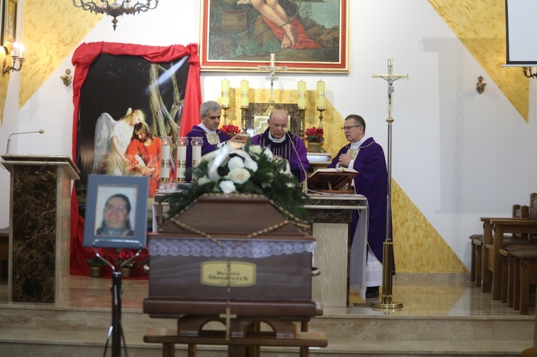 Ostatnie pożegnanie Renaty Ślosarczyk z Bestwinki