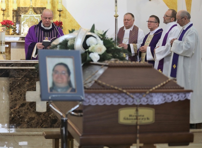 Ostatnie pożegnanie Renaty Ślosarczyk z Bestwinki