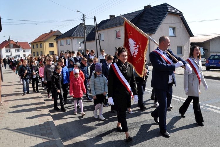 Siostra Anna Kaworek patronką szkoły w Biedrzychowicach