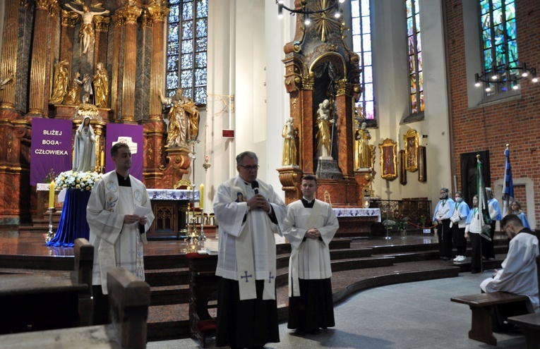 Akt poświęcenia Rosji i Ukrainy Niepokalanemu Sercu Maryi w katedrze opolskiej