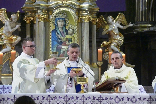 Diecezjalny Dzień Świętości Życia w kościele św. Marii Magdaleny w Cieszynie